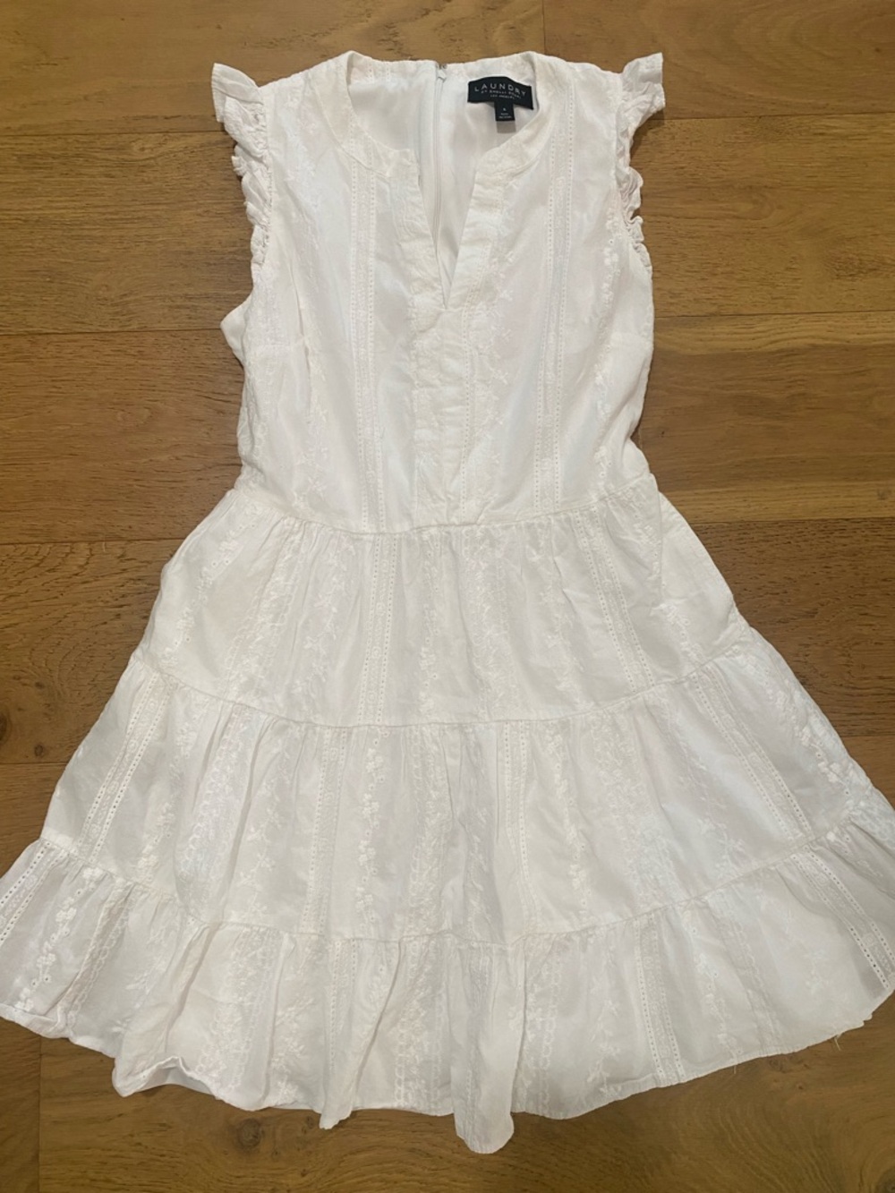 Laundry by Shelli Segal White Eyelet tiered women’s Dress size 6 VGUC #cottage